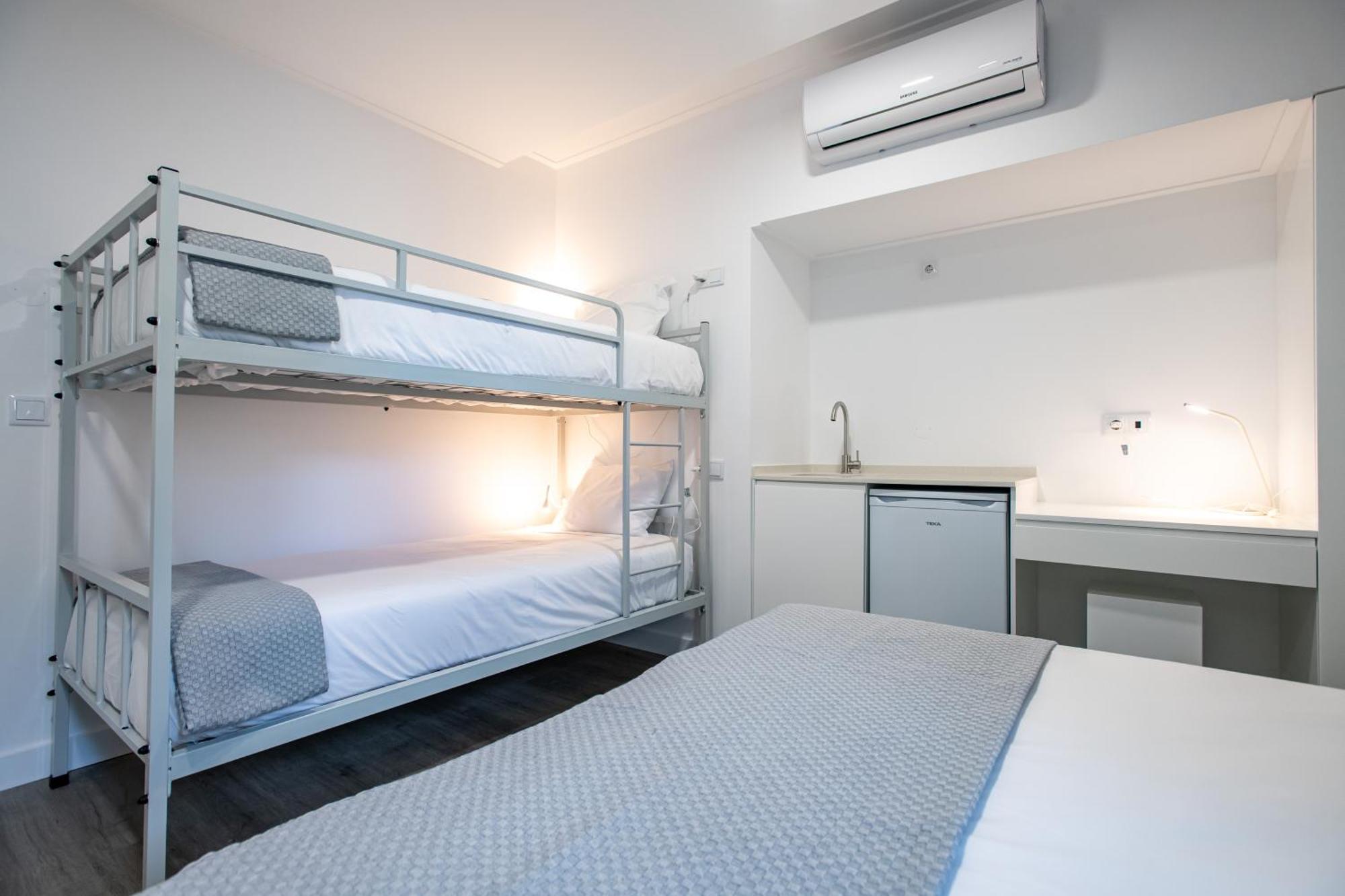 Lizbon South Bed Vandrarhem Barreiro  Exteriör bild